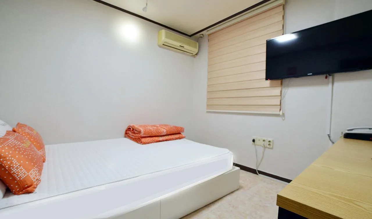 Wow Motel 부산광역시 2*,